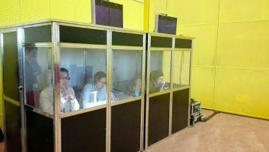 鄭州翻譯服務全解析 專業翻譯、導覽與同傳設備一站式解決方案